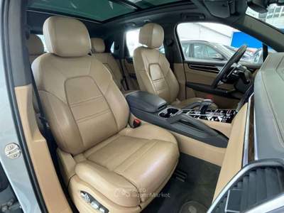 Porsche Cayenne 3.0 V6 E-Hybrid PHEV Tagliando porsche ! Argento usata Este