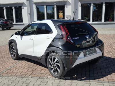Toyota Aygo TOYOTA Aygo X 1.0 VVT-i 72 CV 5 porte Trend S-CVT Bianco usata Gallarate