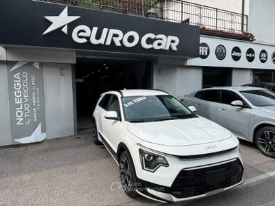 Kia Niro 1.6 gdi hev gpl Style 126cv dct6 Bianco usata Piancogno