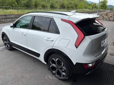Kia Niro 1.6 gdi hev gpl Style 126cv dct6 Bianco usata Piancogno