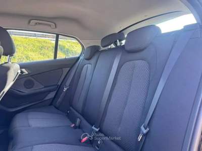 BMW Serie 1 118d tenuta sempre in box, condizioni generiche ottime, non fumatore. Nero usata Deruta