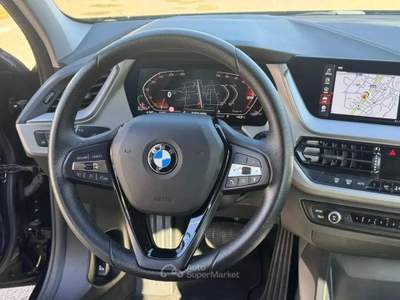 BMW Serie 1 118d tenuta sempre in box, condizioni generiche ottime, non fumatore. Nero usata Deruta