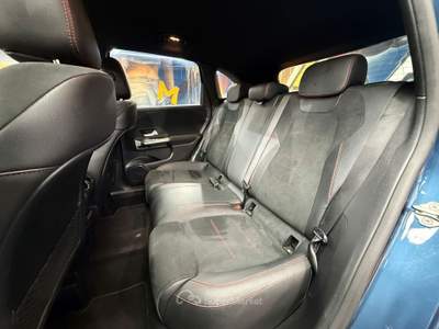 Mercedes-Benz Classe B B 200 d Automatic Executive (625) Blu/Azzurro usata Calenzano