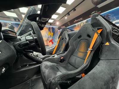 McLaren 765LT (765) Grigio usata Calenzano
