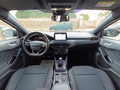 Ford Focus SW ST Line Grigio usata Latiano