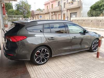 Ford Focus SW ST Line Grigio usata Latiano