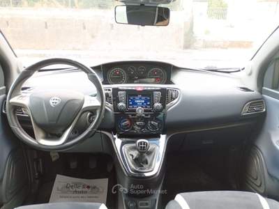 Lancia Ypsilon 95 CV 5 porte Mya EURO 6 Grigio usata Latiano