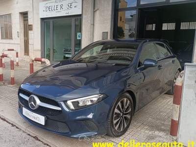 Mercedes-Benz Classe A A 180 1.5 d 116 Cv Business Line Automatic Blu/Azzurro usata Latiano