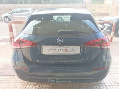 Mercedes-Benz Classe A A 180 1.5 d 116 Cv Business Line Automatic Blu/Azzurro usata Latiano