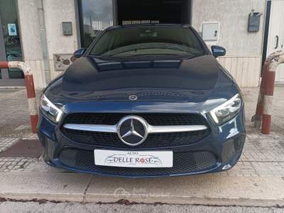 Mercedes-Benz Classe A A 180 1.5 d 116 Cv Business Line Automatic Blu/Azzurro usata Latiano
