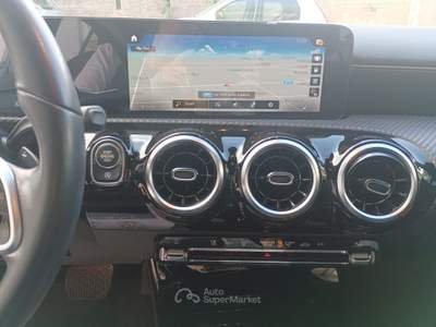 Mercedes-Benz Classe A A 180 1.5 d 116 Cv Business Line Automatic Blu/Azzurro usata Latiano