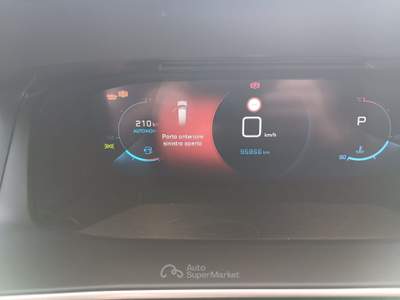 Peugeot 2008 1.5BlueHDi 130 Allure Pack Nero usata Latiano