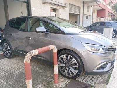 Renault Scénic Scenic 1.7 Blue dCi 120 CV Business Grigio usata Latiano