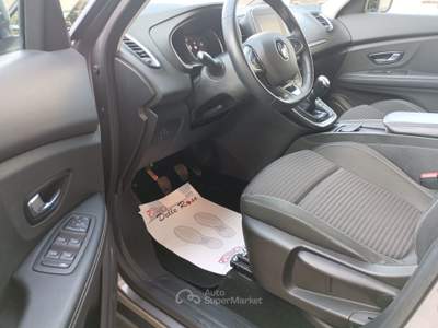Renault Scénic Scenic 1.7 Blue dCi 120 CV Business Grigio usata Latiano