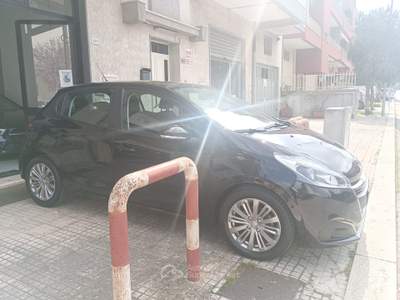 Peugeot 208 1.5 BlueHDi 100 Cv S&S Allure 5 porte Nero usata Latiano