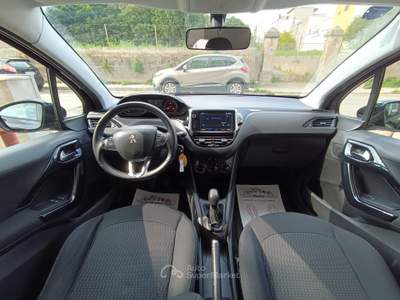 Peugeot 208 1.5 BlueHDi 100 Cv S&S Allure 5 porte Nero usata Latiano