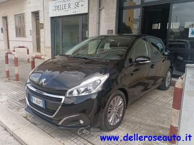 Peugeot 208 1.5 BlueHDi 100 Cv S&S Allure 5 porte Nero usata Latiano