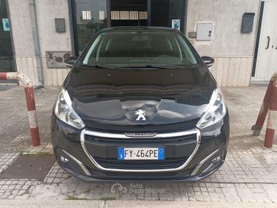 Peugeot 208 1.5 BlueHDi 100 Cv S&S Allure 5 porte Nero usata Latiano