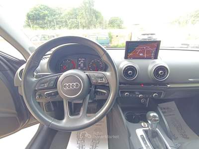 Audi A3 SPB 1.6 TDI 116 CV S tronic Design Grigio usata Latiano