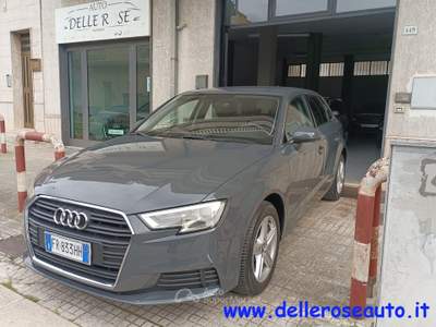 Audi A3 SPB 1.6 TDI 116 CV S tronic Design Grigio usata Latiano