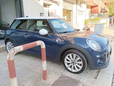 MINI 1.5 Cooper D Hype 5 1.5 Cooper D 115 cv Blu/Azzurro usata Latiano