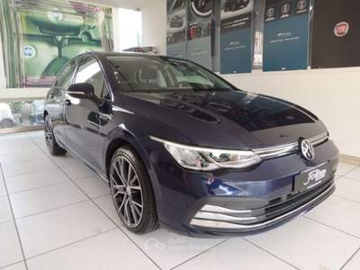 Volkswagen Golf 1.0 eTSI EVO DSG Life Blu/Azzurro usata Venezia