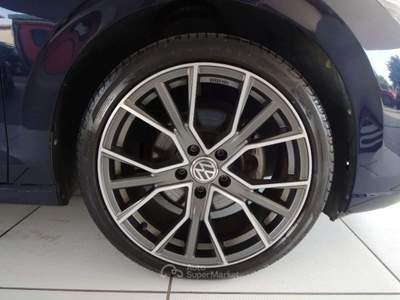 Volkswagen Golf 1.0 eTSI EVO DSG Life Blu/Azzurro usata Venezia