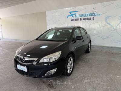 Opel Astra Opel Astra 1.7 Cdti 110cv 5 porte Nero usata Pompei