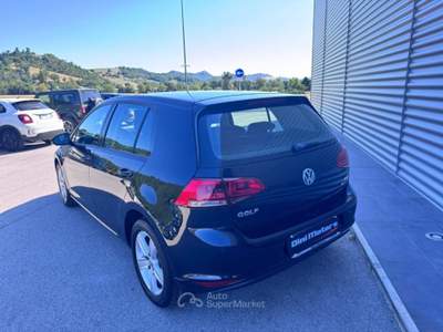 Volkswagen Golf 1.4 TGI 5p. Highline BlueMotion METANO Nero usata Sant'Angelo in vado