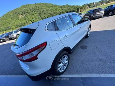 Nissan Qashqai 1.5 dCi Tekna OK NEOPATENTATI OK DISTRIBUZIONE Bianco usata Sant'Angelo in vado