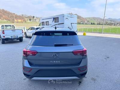 Volkswagen T-Roc 2.0 TDI SCR GOAL FULL LED, VIRTUAL COCKPIT, MY25 Grigio usata Sant'Angelo in vado