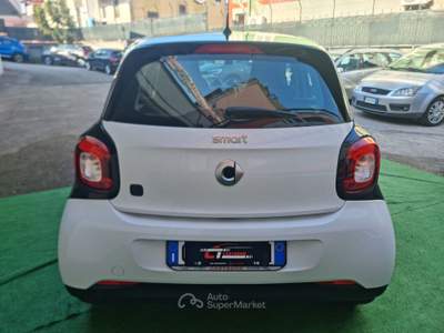 Smart ForFour Passion Bianco usata Cercola