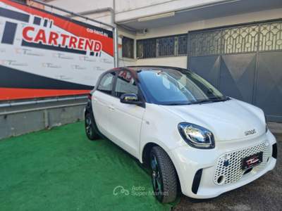 Smart ForFour Passion Bianco usata Cercola