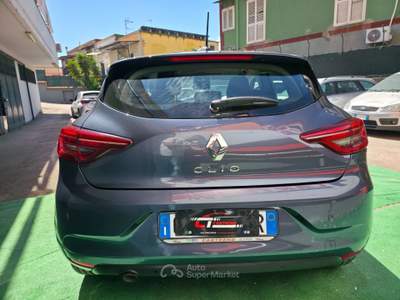 Renault Clio 5 porte Grigio usata Cercola