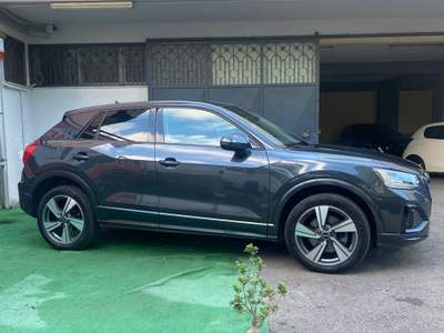 Audi Q2 quattro S tronic Admired Grigio usata Cercola