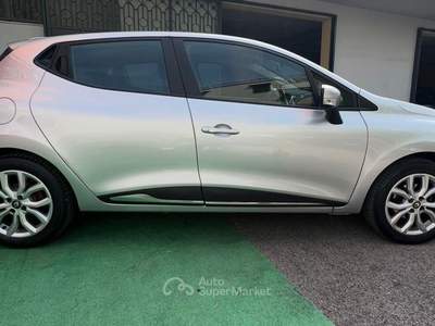 Renault Clio GPL 5 porte Business Grigio usata Cercola