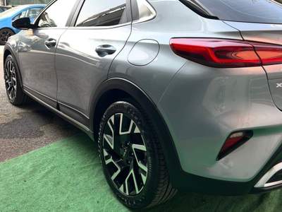 Kia XCeed 136 CV MHEV DCT Business Grigio usata Cercola