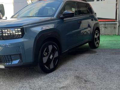 Fiat Grande Panda 1.2 Hybrid 110 CV S&S La Prima Blu/Azzurro usata Cercola