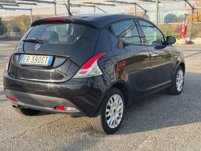 Lancia Ypsilon 5 porte S&S Platinum Nero usata Torino
