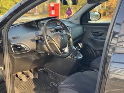Lancia Ypsilon 5 porte S&S Platinum Nero usata Torino