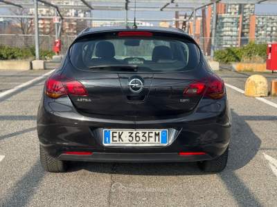 Opel Astra 5 porte Cosmo Nero usata Torino
