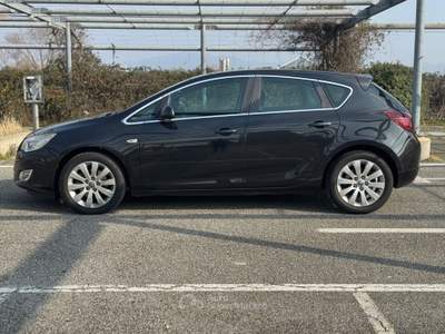 Opel Astra 5 porte Cosmo Nero usata Torino