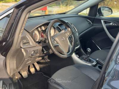 Opel Astra 5 porte Cosmo Nero usata Torino