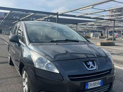 Peugeot 5008 Business Grigio usata Torino