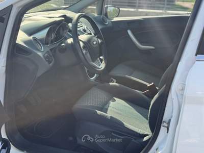 Ford Fiesta 5 porte Titanium Bianco usata Torino