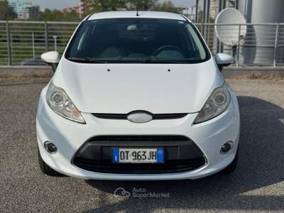 Ford Fiesta 5 porte Titanium Bianco usata Torino