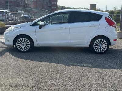 Ford Fiesta 5 porte Titanium Bianco usata Torino