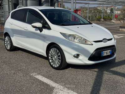 Ford Fiesta 5 porte Titanium Bianco usata Torino