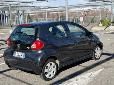 Toyota Aygo 5 porte Nero usata Torino