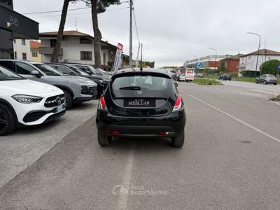 Lancia Ypsilon Ypsilon 1.0 FireFly 5 porte Hybrid *PROMO FINANZIA Nero usata Savignano sul Rubicone